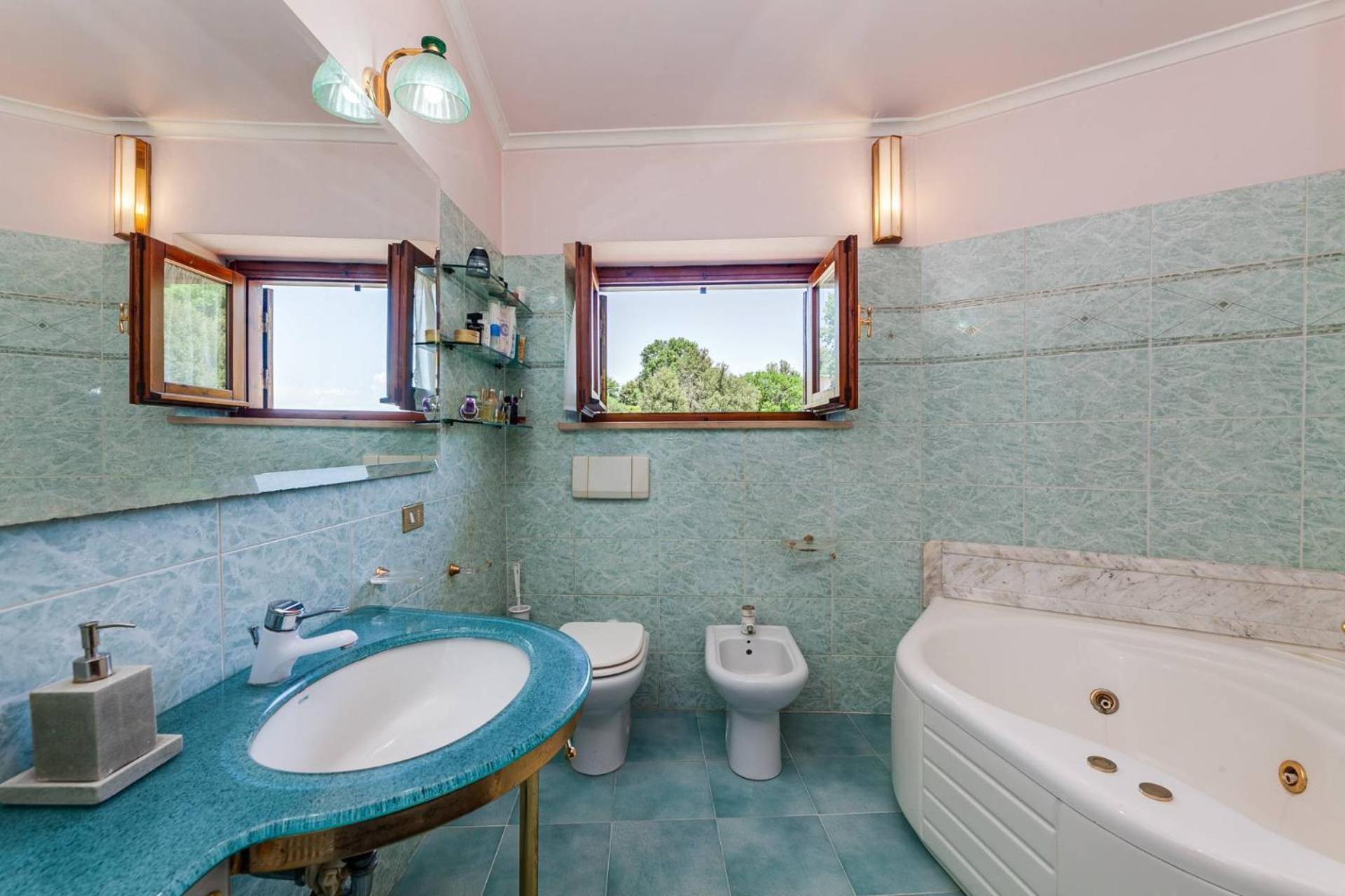 Villa Carolina - Piscina E Parco Panoramico Кампаньяно-ди-Рома Экстерьер фото
